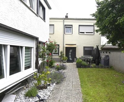 Ruhige Erdgeschoss-Oase mit 5 Zimmern und Terrasse in Bornheim– modernisiert & bezugsbereit