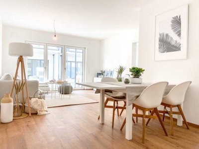 Lichtdurchflutete 4-Zi. Traumwohnung mit Einbauküche, 2 Bädern & großem Balkon,Tiefgarage und Keller