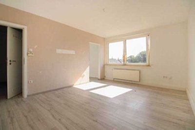 Schöne helle 3 Zimmer Wohnung im 2 OG zur Miete in Oberhausen