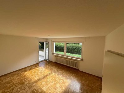 2,5 Zimmer-Wohnung im EG mit Balkon und Garage in Ostfildern-Kemnat