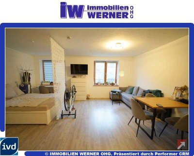 ***Ländliche, gemütliche 1-Zimmer-Wohnung mit Carport-Stellplatz in Raubling/ Spöck***