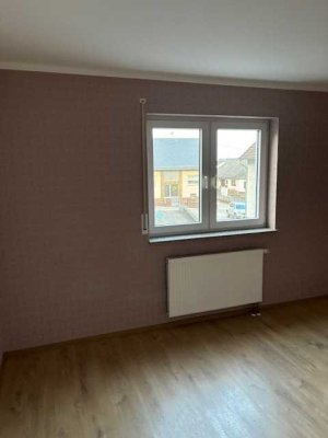 Helle 4-Zimmer-Wohnung mit Balkon in Mülheim-Kärlich