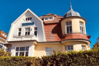 Villa auf 4 Etagen mit Denkmalschutz in 2. Strandreihe am Seebad