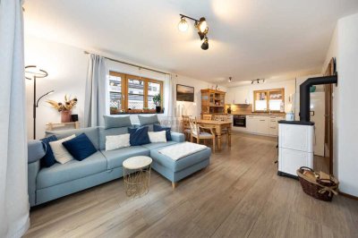 Seenähe: Neuwertiges ZFH mit großem Garten und vielen Nutzungsmöglichkeiten in ruhiger Lage