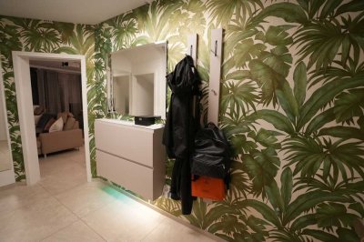 7-Zimmer-Doppelhaushälfte mit gehobener Innenausstattung und EBK in Reinbek