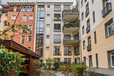 Kein Altbau! Exklusive Loft-Wohnung im Gartenhaus, hohe Dacken, bodentiefe Fenster, Fahrstuhl