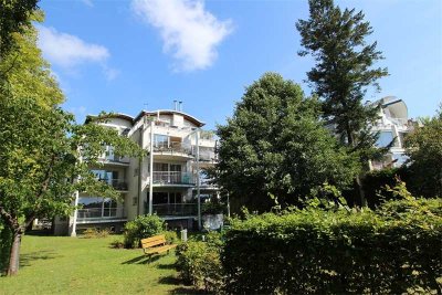 Großzügige 4-Zimmer-Wohnung mit Wasserblick!