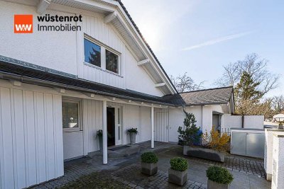 Traum Mehrgenerationenhaus, 1100 m² Grund in FFB-Alt-Buchenau, 2 sep. Wohneinheiten. Blick zum Wald