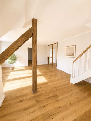 SANIERTER ALTBAU - ZUSÄTZLICHER SPITZBODEN