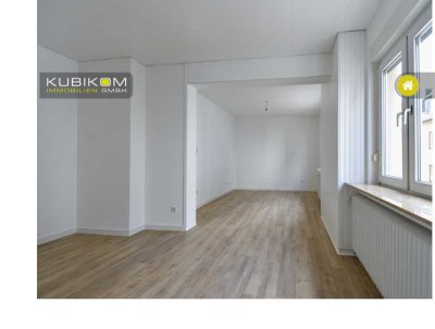 Komplett renovierte 2-Zimmerwohnung. 68m². Loggia. Zentral und trotzdem ruhig gelegen.