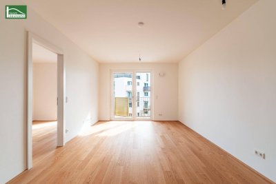 Alles was man sich wünscht – kostengünstige Heizung/“Kühlung“ über Erdwärme, PV-Anlage, weitläufige Grünflächen