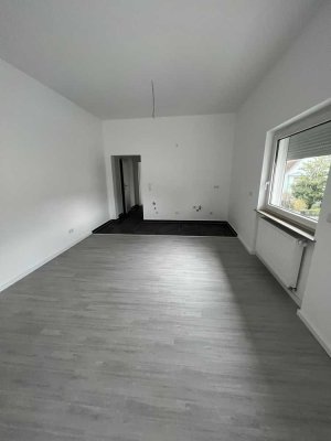 Stilvolle 2-Raum-Wohnung mit gehobener Innenausstattung mit Balkon in Weinheim