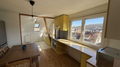 " Die besondere  4 Zimmer-Wohnung in sehr guter Lage  !"