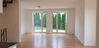 Attraktives Reiheneckhaus in Weil im Schönbuch mit gepflegtem Garten und Garage