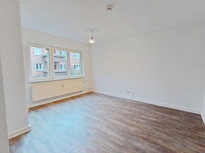 Perfekt für Singles ü50 (Mindest alter 50 Jahre): Helle 1-Zimmer-Wohnung mit BALKON