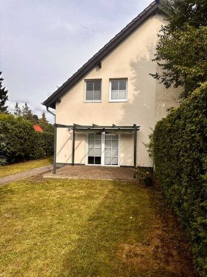 Doppelhaushälfte auf großem Grundstück in Woltersdorf – provisionsfrei zu verkaufen
