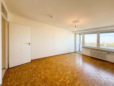 Helles 1-Zimmer-Apartment mit separater Küche und Loggia mit Weitblick