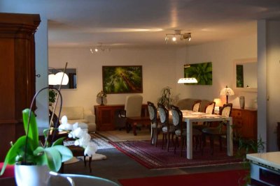 3,5-Zimmer-Wohnung komplett möbliert mit großem Südbalkon Nähe Hauptstraße in Sonthofen