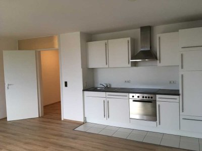 Schöne, helle, geräumige 1,5 - Zimmer Wohnung in Echterdingen
