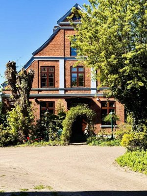 Altbau-MFH Lübeck-St. Jürgen | 4 Wohnungen | EG mit Garten frei | Faktor 20