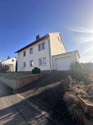 Borgentreich/Körbecke sonniges, ruhig gelegenes Einfamilienhaus mit PV Anlage und großem Garten