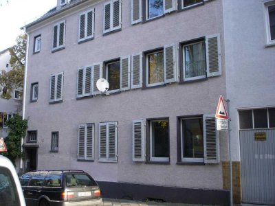 Gut geschnittene 3-Zimmer-Dachgeschosswohnung.