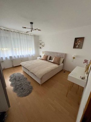 Provisionsfrei & Blick über Bonn: schicke und gut vermietete Wohnung im grünen Herzen von Duisdorf