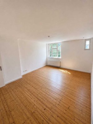 Großzügige 3-Zimmer-Wohnung mit offener Wohnküche und Hauswirtschaftsraum