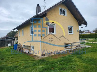 Preissenkung! Schönes kleines Haus in Egglham in zentraler Lage zu verkaufen
