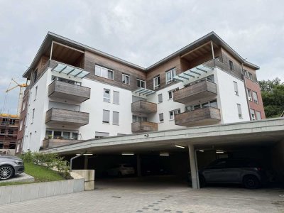 Freundliche 3-Zimmer-Wohnung mit EBK und Terrasse in Böbingen