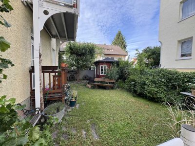Geschmackvolle 4-Zimmer-EG-Wohnung mit Garten in Augsburg-Lechhausen