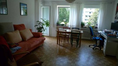 3 Zi. Whg mit Balkon,  WG geeignet befristet für 2 Jahre bis 01.08.27