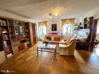 "Wohnen mit Mehrwert – Pool, Sauna &amp; Weinkeller"