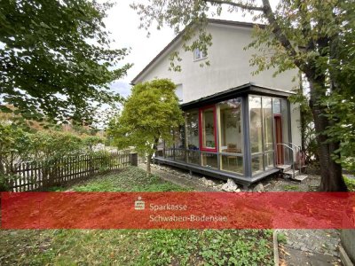 Große Doppelhaushälfte mit viel Platz!