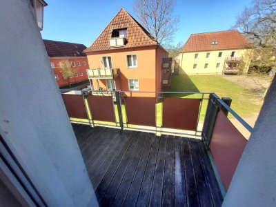 schöne 3-Zimmer-Wohnung  mit Balkon *