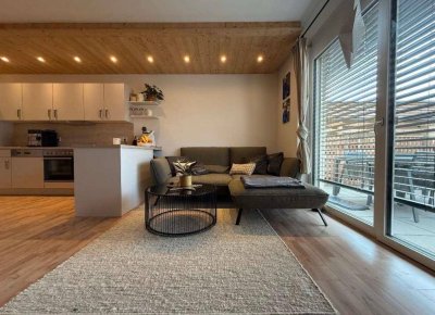 Schöne möblierte Maisonettwohnung mit Garten