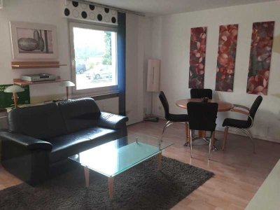+++Top Lage, gepflegte Wohnung in ruhigen Haus: 1 Zi, KD, neues Bad, EBK, GARTEN, EG,+++