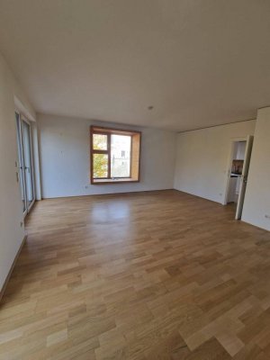 WUNSCHRAUM - Wohnung mit Sitzfenster im 2. OG inkl. Küche (Top 202)