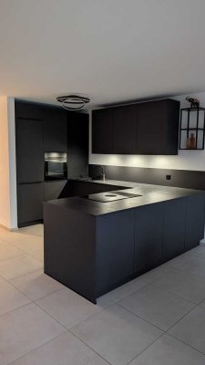 !! NEUBAU !! - 4 Zimmer Wohnung mit Südbalkon im Energiesparhaus