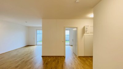 Neubau Erstbezug Drei Zimmer Wohnung mit großflächigem Außenbereich und traumhaften Ausblick