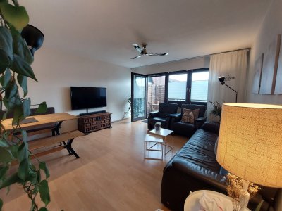 Provisionsfrei-lichtdurchflutete 3-Zimmer-Wohnung mit Süd-Balkon
