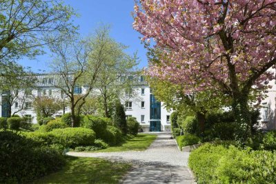 ProEigentum: 3-Zi-Whg Bogenhausen, vollst. renoviert, Wannenbad, Gäste-WC, Balkon, TG-Stellplatz