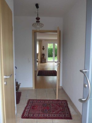 Modernes Reiheneckhaus in familienfreundlicher Lage!