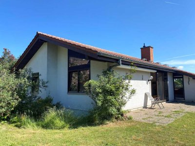 POCHERT IMMOBILIEN - Freistehendes, lichtdurchflutetes Wohnhaus mit herrlichem Garten