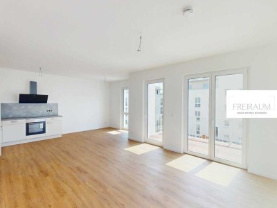 EIN NEUER LEBENSRAUM: Weitläufige 3-Zimmer-Wohnung mit BALKON und EBK im Weißenseer Neubauquartie...