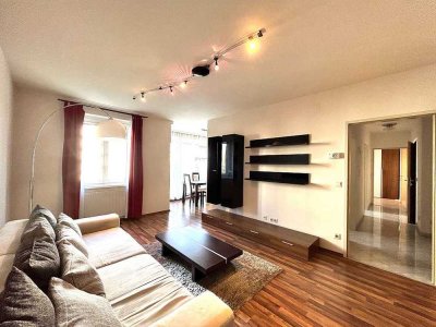Stilvolle, gepflegte 1,5-Raum-Wohnung mit Balkon und Einbauküche in Neumarkt in der Oberpfalz