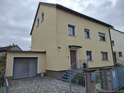 STRAUBING-Top gepfl. im Jahr 2013 kernsaniertes 3-Familien-Haus, vermietet, mit weiterem Bauplatz