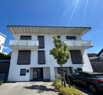 Sonniger Neubau in 2017  in Top Lage