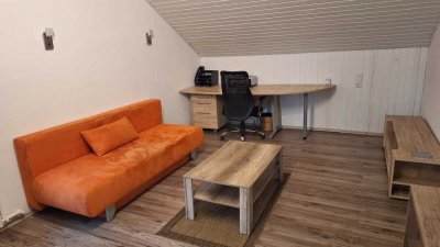 Möbelierte 2-Zimmer-DG-Wohnung in Bielefeld