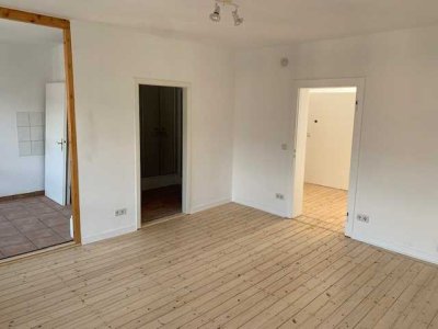 Frisch modernisierte 2 -Zimmer-Wohnung - Das optimale Stadtwohnen !
